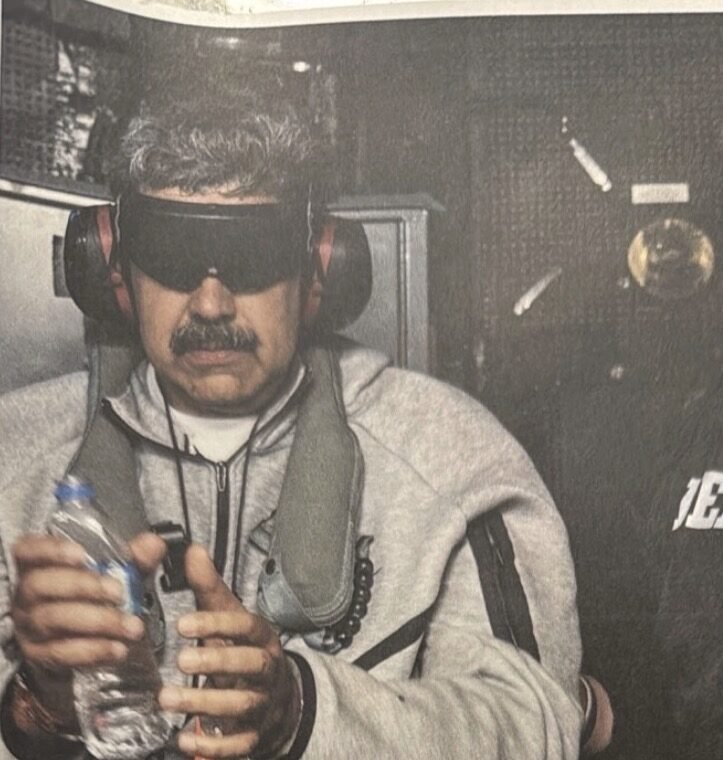 Trump postează foto cu Maduro la bordul navei USS Iwo Jima