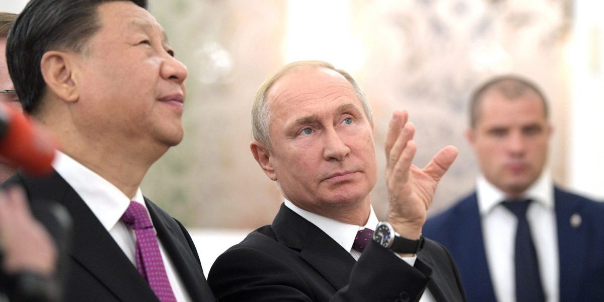 Vladimir_Putin_and_Xi_Jinping_2019-06-05_31-e1642503550894.jpg - PresaObiectiva