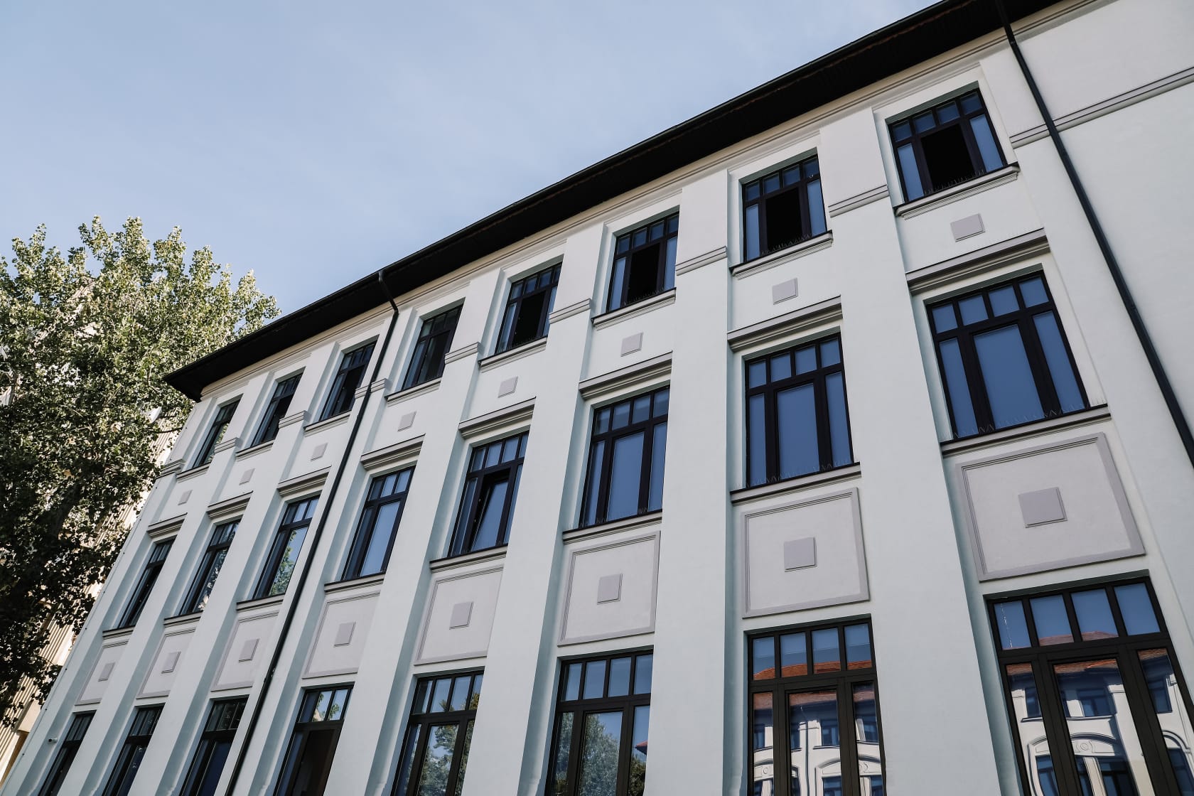 Bucureștiul sărbătorește ziua poetului național, Mihai Eminescu, dar mai ales moștenirea sa culturală și influența pe care o exercită asupra capitalei