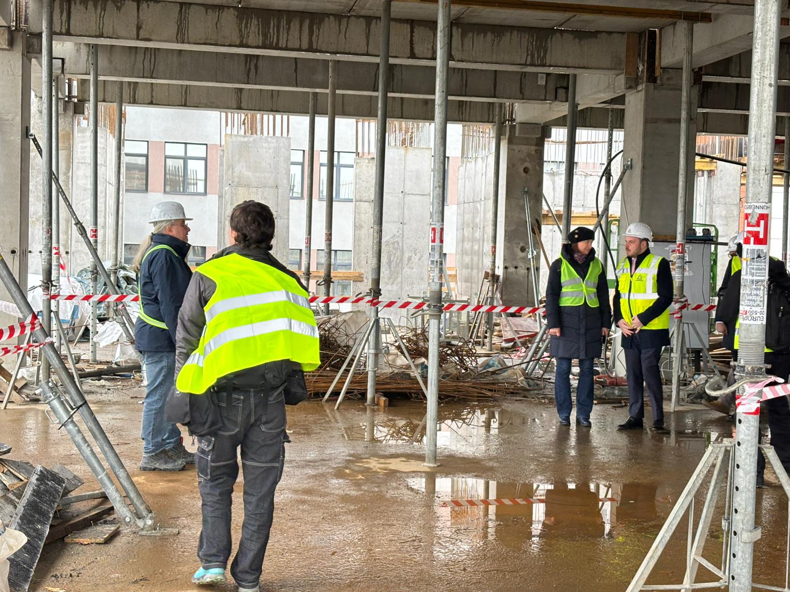 Ministrul Sănătății verifică continuarea lucrărilor la Centrul de Mari Arși de la Spitalul „Grigore Alexandrescu”