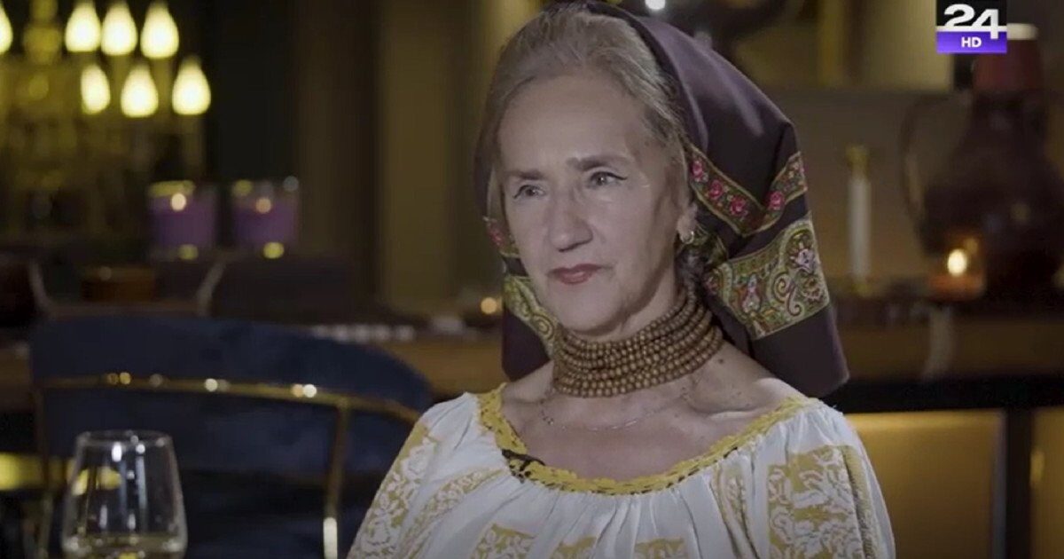 Sofia Vicoveanca internată de urgență la Suceava Cântăreața de muzică populară Sofia Vicoveanca, în vârstă de 84 de ani, a fost internată în noaptea de sâmbătă spre duminică la Spitalul Clinic de Urgență „Sf