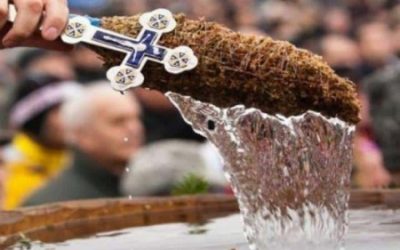 apa-sfintita-de-boboteaza_13928300.jpg - PresaObiectiva