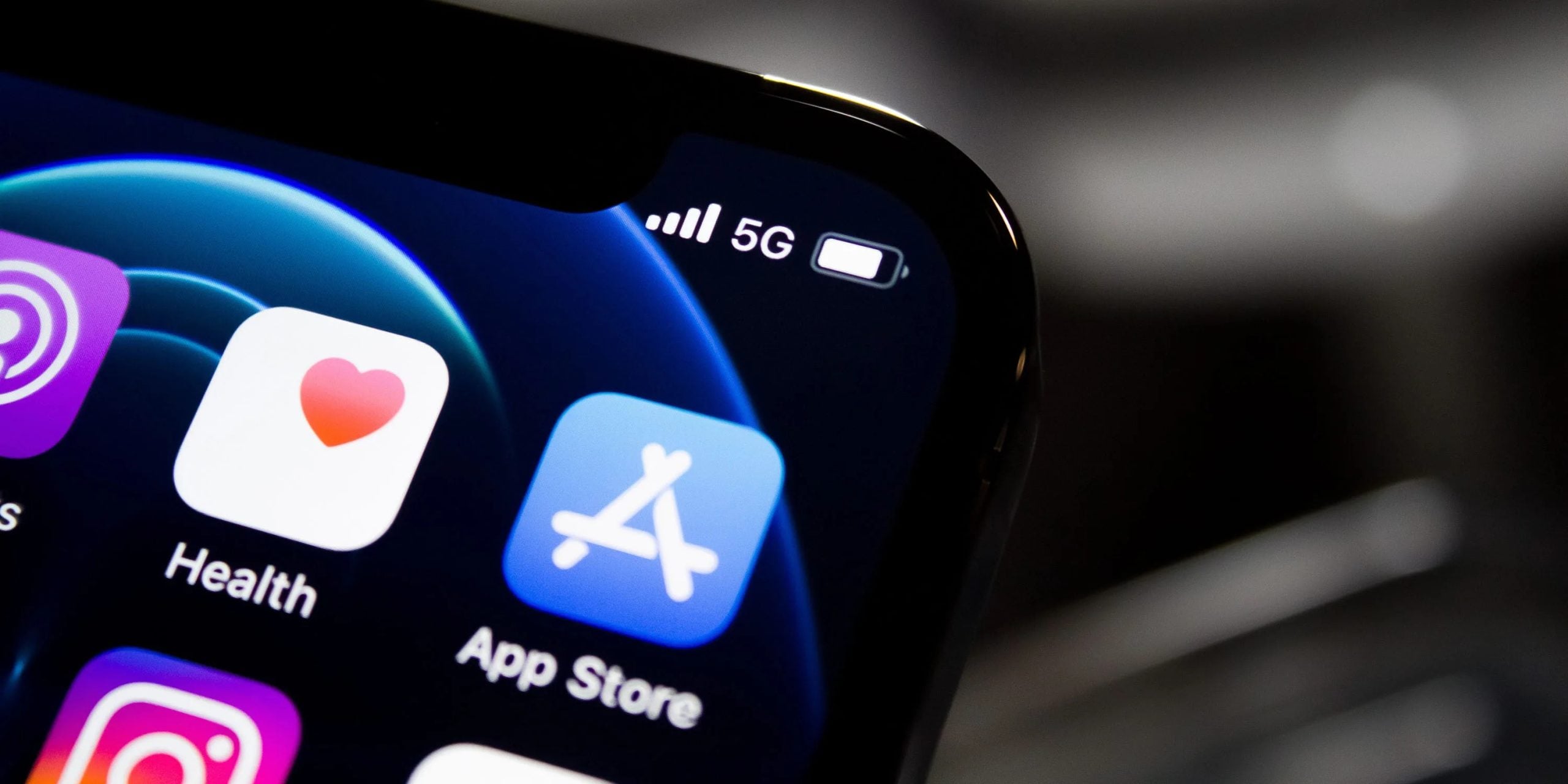 Apple pregătește o extindere semnificativă a publicității în App Store, o mutare care are potențialul de a transforma radical modul în care utilizatorii descoperă și interacționează cu aplicațiile