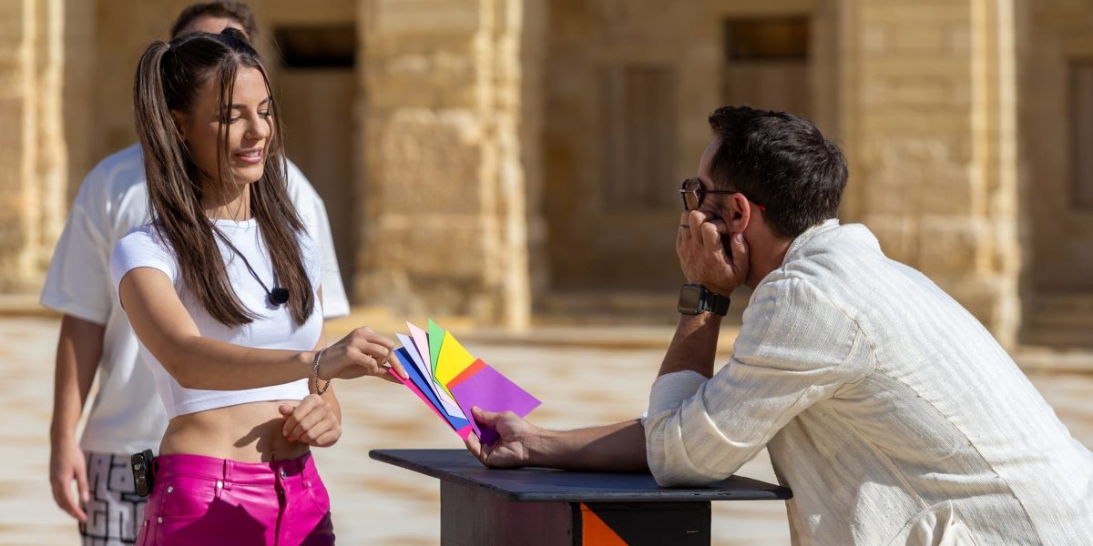 ariana-si-mitzuu-superputere-2.jpg - PresaObiectiva