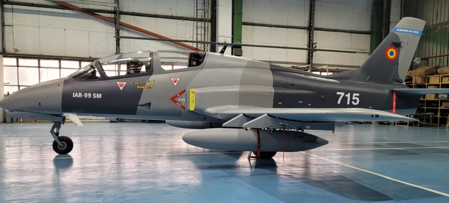 Avioane Craiova aproape să piardă 8 milioane de euro, finalizarea modernizării IAR 99 în februarie, ministrul Apărării critică contractul