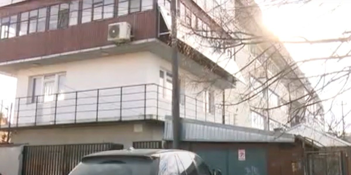 bloc-fara-curent-sector-5.jpg - PresaObiectiva