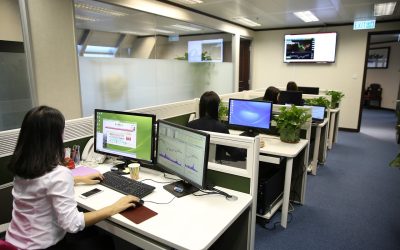 business-man-g661a069a3_1280.jpg - PresaObiectiva