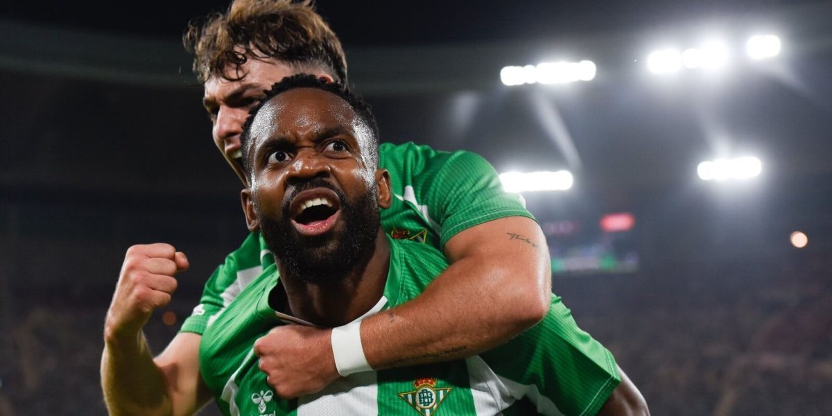 cedric-bakambu-celebra-un-gol-en-la-europa-league-16-9-aspect-ratio-default-0_da39.jpg - PresaObiectiva