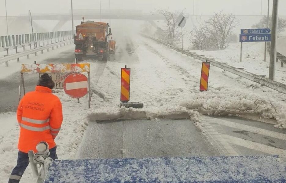 cod-rosu-viscol-trafic-autostrada-inchisa-furtuna-zapada-e1700981698895.jpg - PresaObiectiva