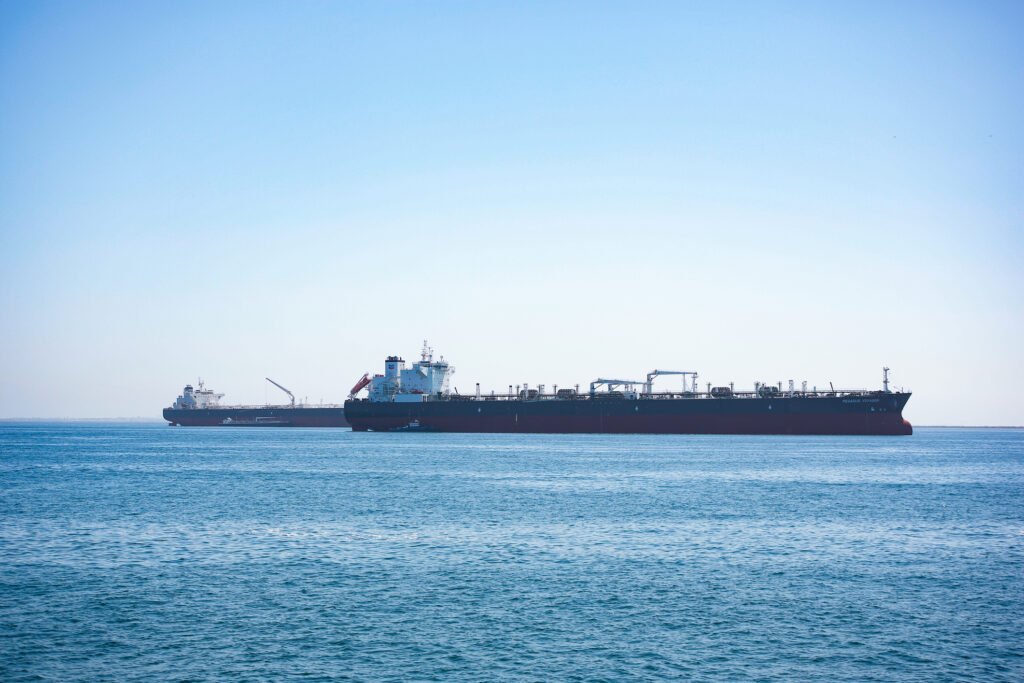 Doi petroliere gestionate de companii grecești, printre care și Vasul Delta Harmony, au fost ținta unui atac neașteptat, marți, în apropierea terminalului Caspian Pipeline Consortium (CPC), situat în regiunea Mării Negre