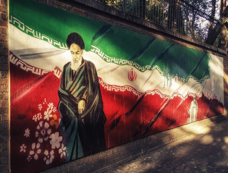 Criza economică și socială din Iran atinge cote alarmante: proteste masive, violență și represalii brutale De mai bine de o lună, Iranul traversează una dintre cele mai grave crize interne din ultimele decenii, ce a declanșat un val de proteste spontane în întreaga țară