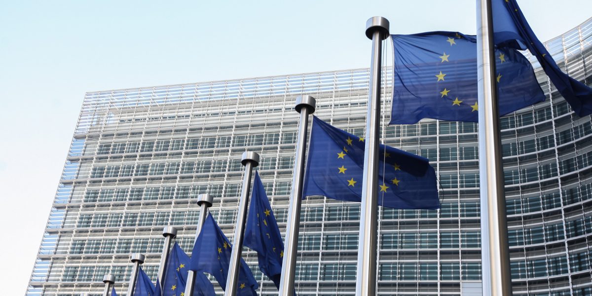 dreamstime_xl_182669571.jpg - PresaObiectiva