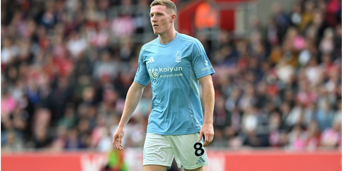 elliot-anderson-nottingham-forest-2024-2025-1049071663h-1725045574-146759.jpg - PresaObiectiva