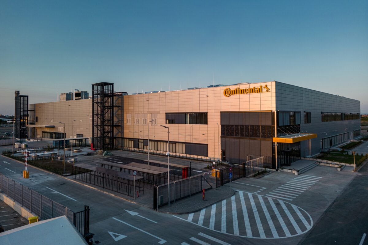 Aumovio pregătește un val de concedieri globale în cadrul unei strategii de restructurare majoră Furnizorul european de componente pentru industria auto, Aumovio, anunță o reducere semnificativă a forței de muncă la nivel mondial, planificând disponibilizarea a până la 4.000 de angajați până la sfârșitul anului