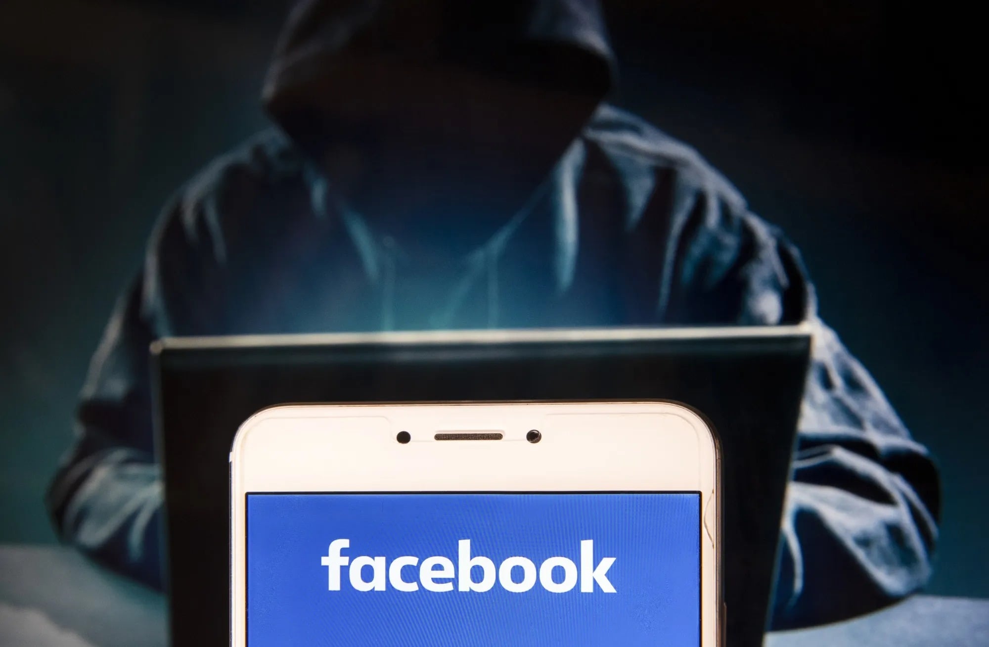 Timpul în care conturile de Facebook erau hacking-uite prin metode easy, precum pagini clonă sau adrese web suspecte, pare să fi trecut