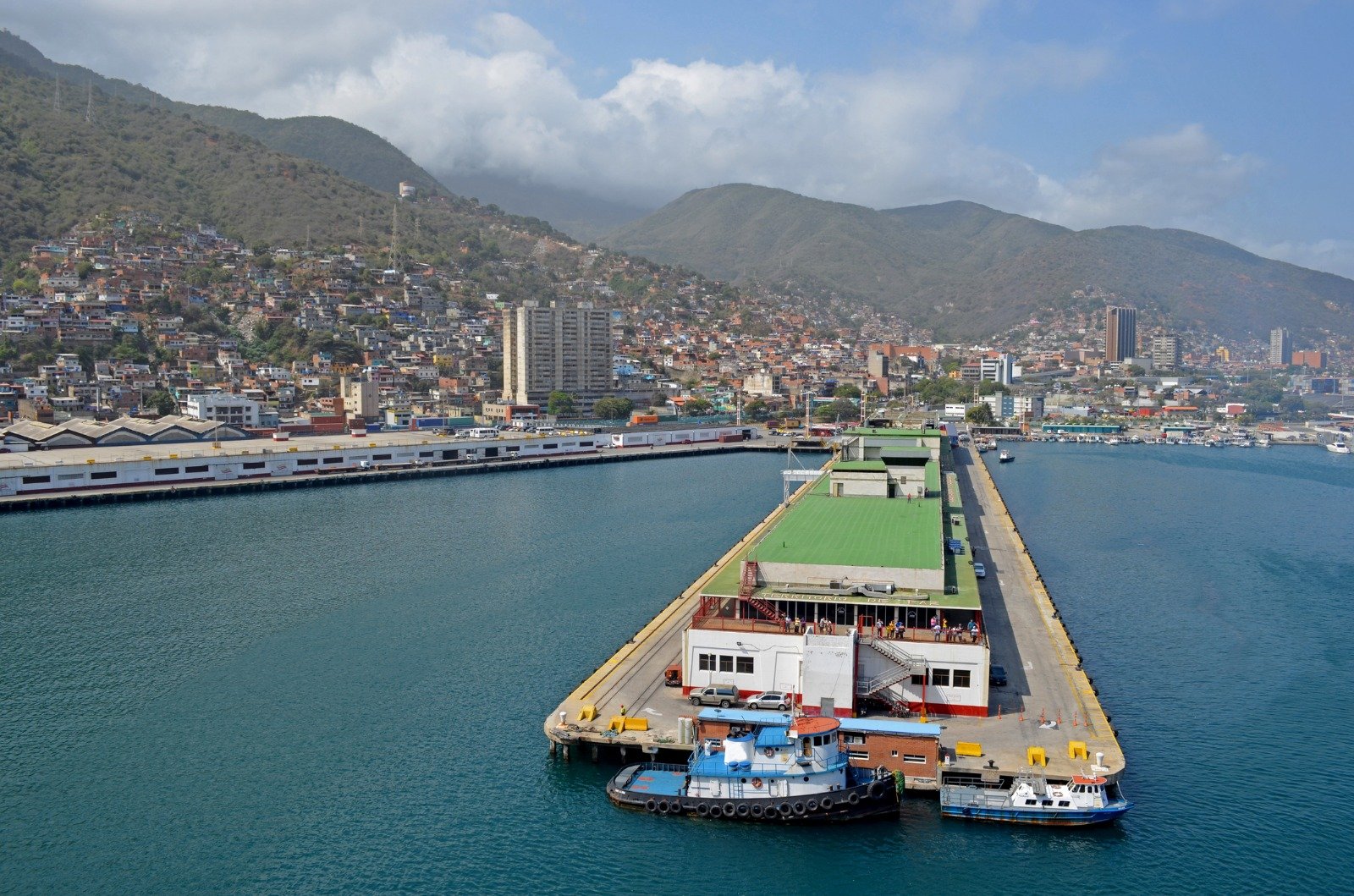 Rezervele de petrol ale Venezuelei, cele mai mari din lume. Trump poate influența redresarea producției?