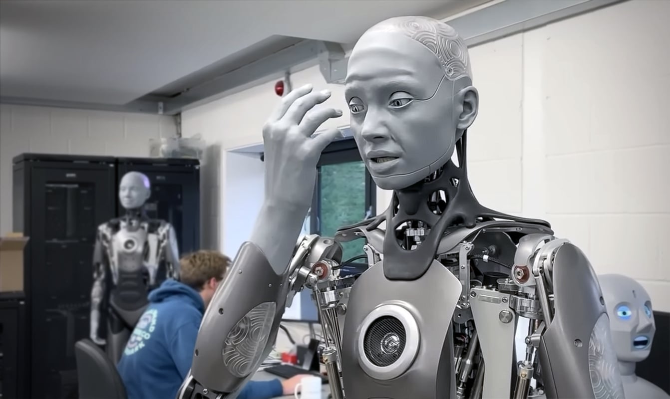 O invenție care pare desprinsă din filmele science-fiction devine din ce în ce mai aproape de realitate: o echipă de ingineri de la Universitatea din Glasgow a realizat o „piele electronică” destinată robotilor, capabilă să detecteze durerea și să declanșeze reflexe imediate, similar celor umane