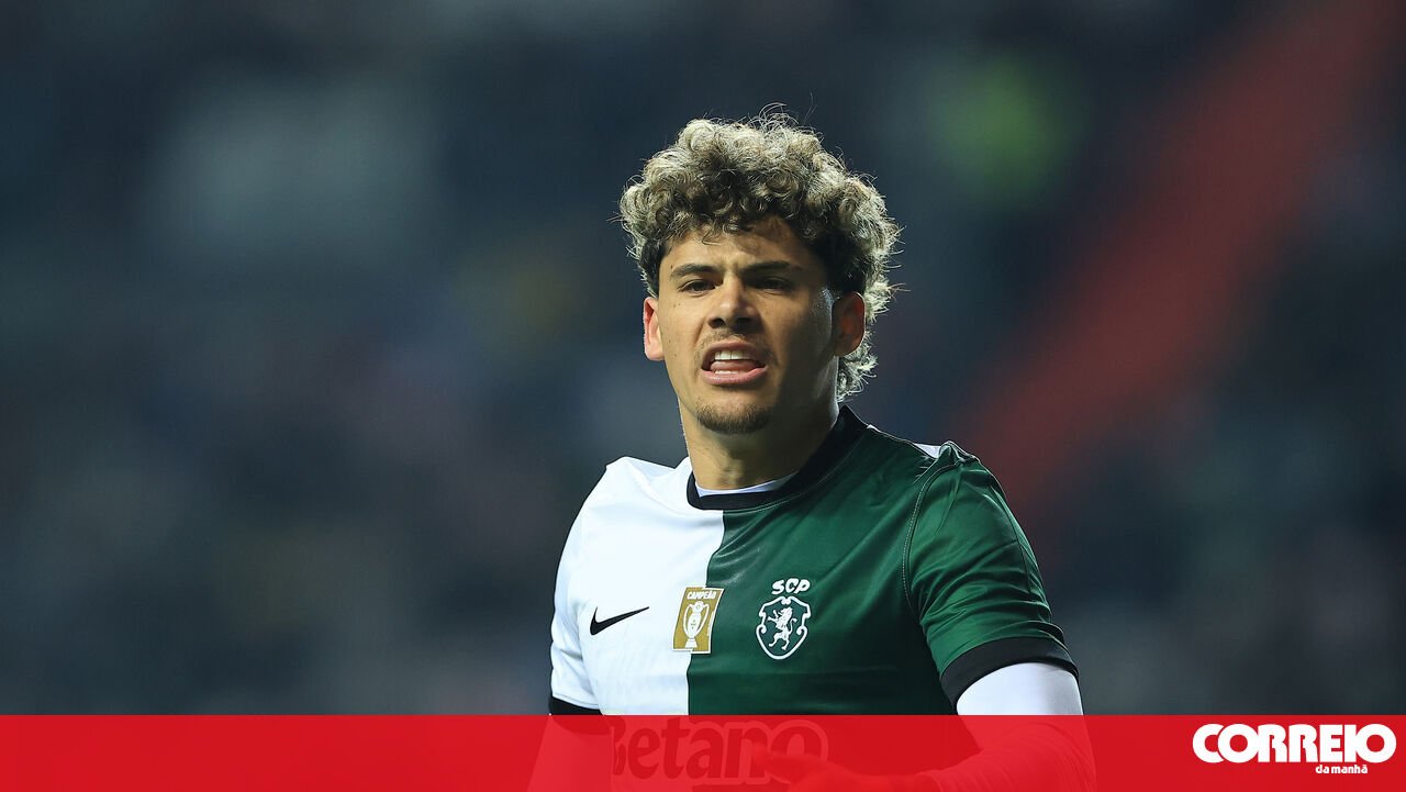 Sporting Lisabona înfruntă Vitoria Guimarães în semifinalele Taței Ligii Sporting Lisabona a deschis drumul spre finala Taței Ligii în această seară, după o victorie strânsă, 1-0, împotriva celor de la Vitoria Guimarães, disputată pe stadionul din Leiria