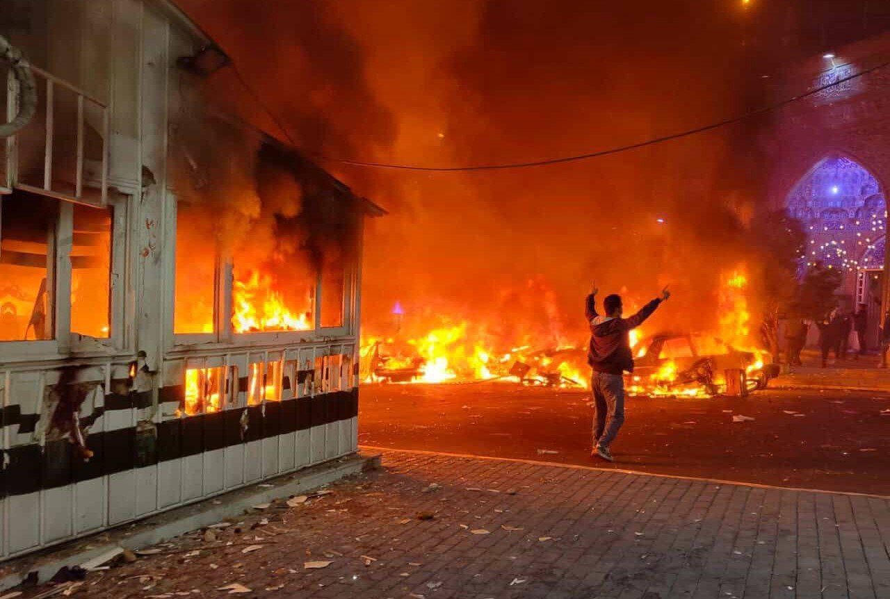 Ambasadorul britanic și personalul ambasadei evacuați din Iran după ordinele SUA pentru evacuarea bazei din Orientul Mijlociu