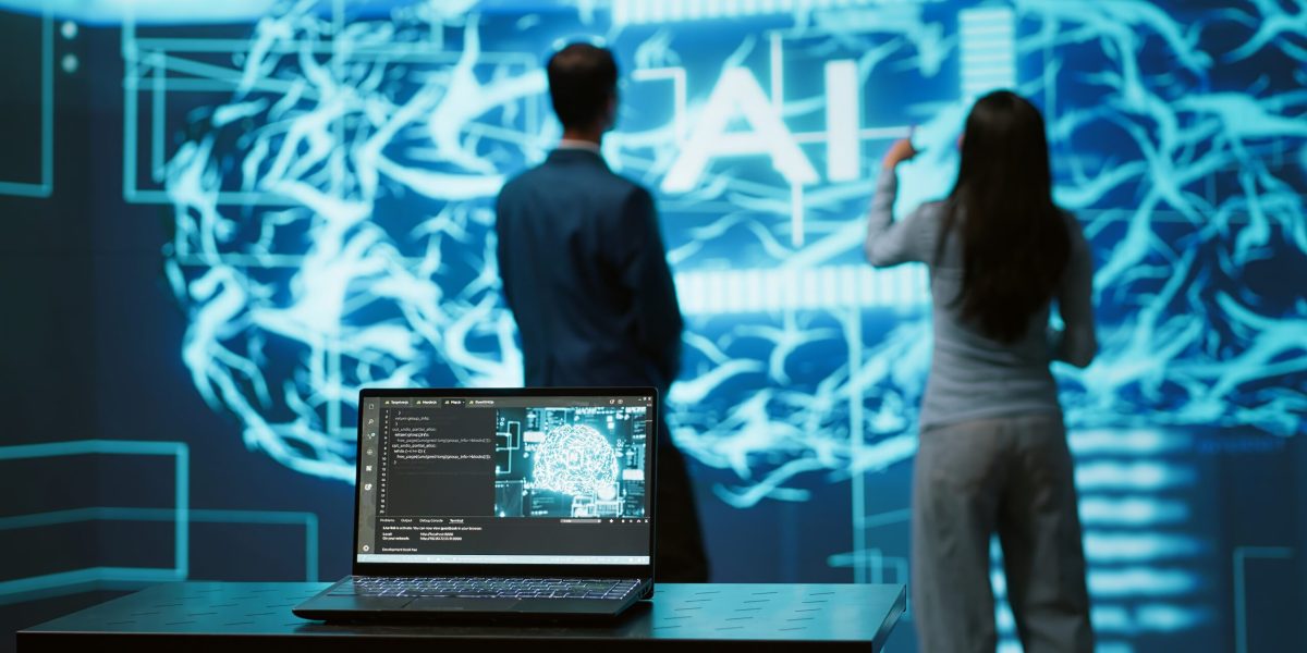 it-professionals-using-artificial-intelligence-augmented-reality-hologram-scaled.jpg - PresaObiectiva