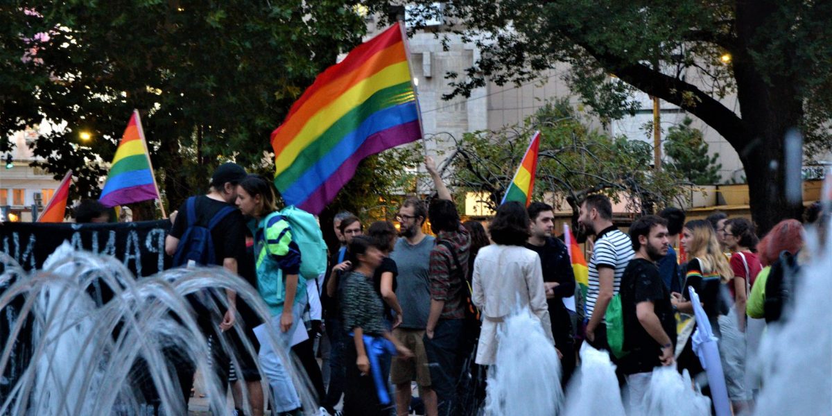 lgtb-mozaiq.jpg - PresaObiectiva