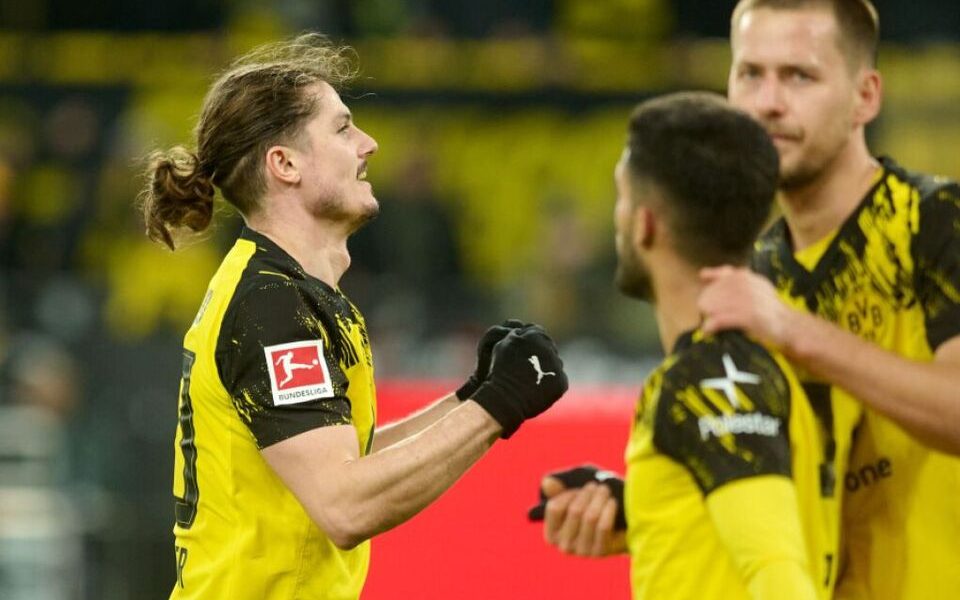 marcel-sabitzer-laesst-sich-feiern.jpg - PresaObiectiva