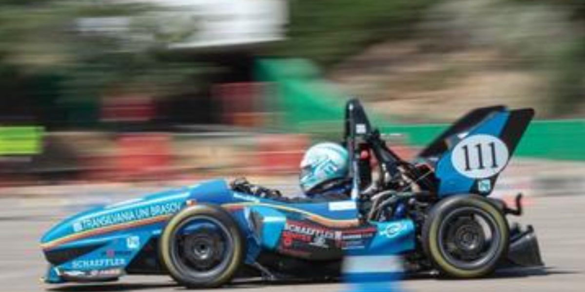 masina-curse-universitatea-Transilvania.jpg - PresaObiectiva