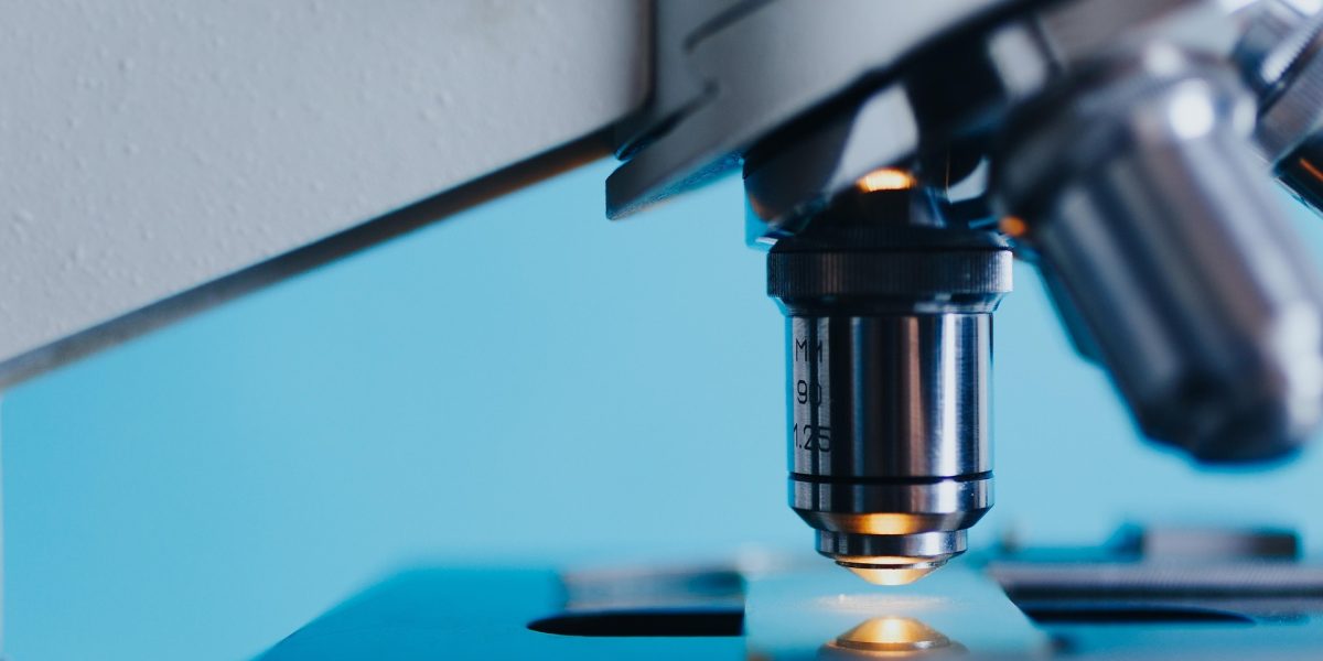 microscop.jpg - PresaObiectiva