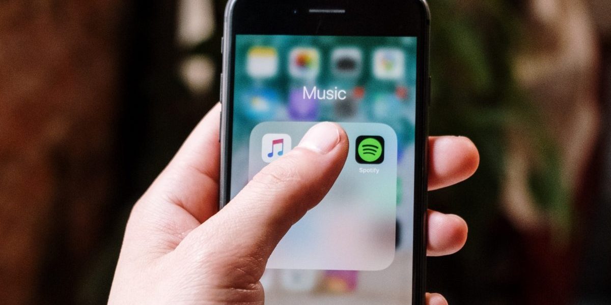 pexels-cottonbro-5053985-e1637252278798.jpg - PresaObiectiva