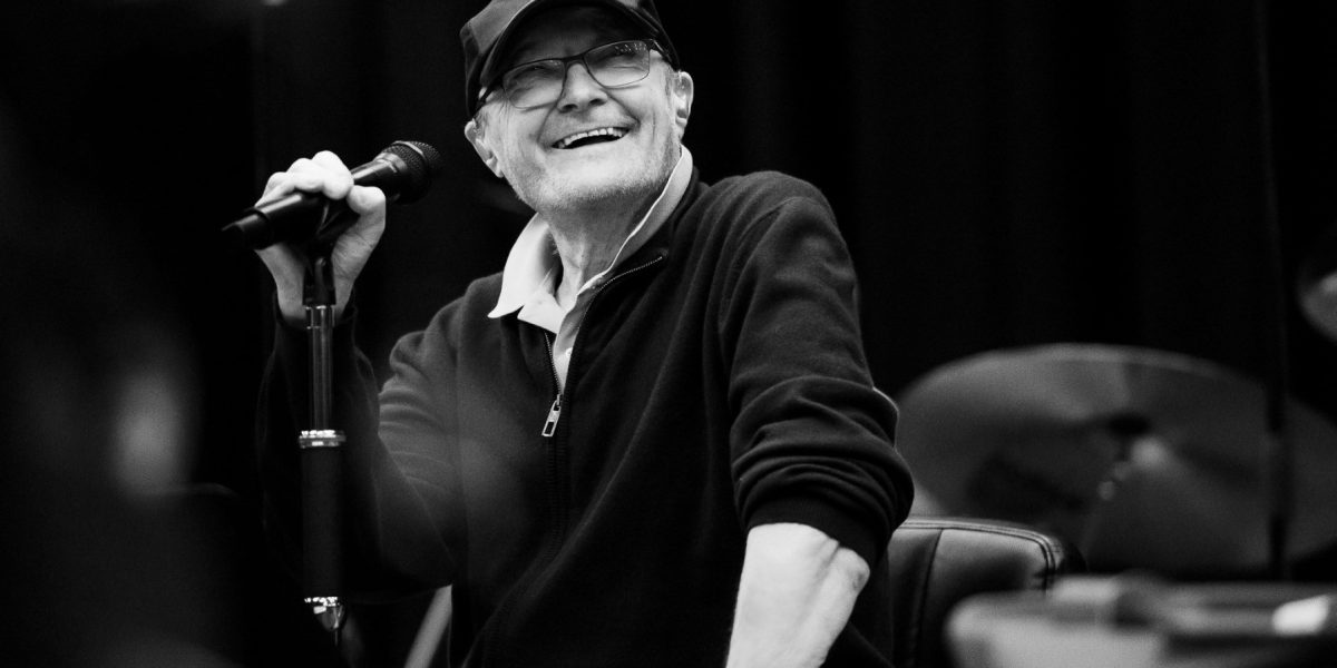 phil-collins_n.jpg - PresaObiectiva