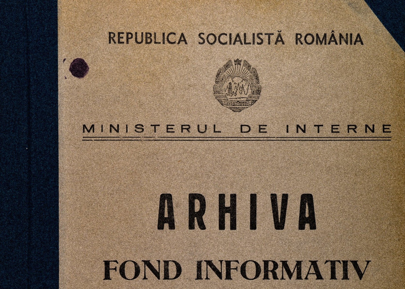 Securitatea comunistă confisca și vindea bunurile trimise de românii din străinătate, dezvăluie arhive vechi În ultimele zile, arhivele Consiliului Național pentru Studierea Arhivelor Securității au făcut publice documente recente care aduc în lumină o parte neașteptată din activitatea de supraveghere și control exercitată de regimul comunist asupra expatriților români