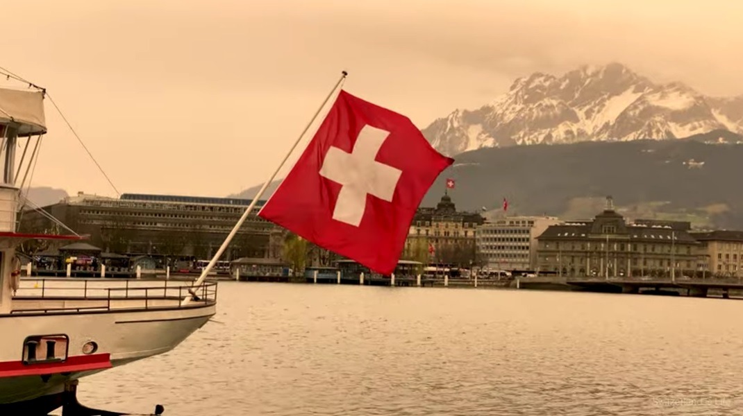 praf-saharian-elvetia-franta.jpg - PresaObiectiva