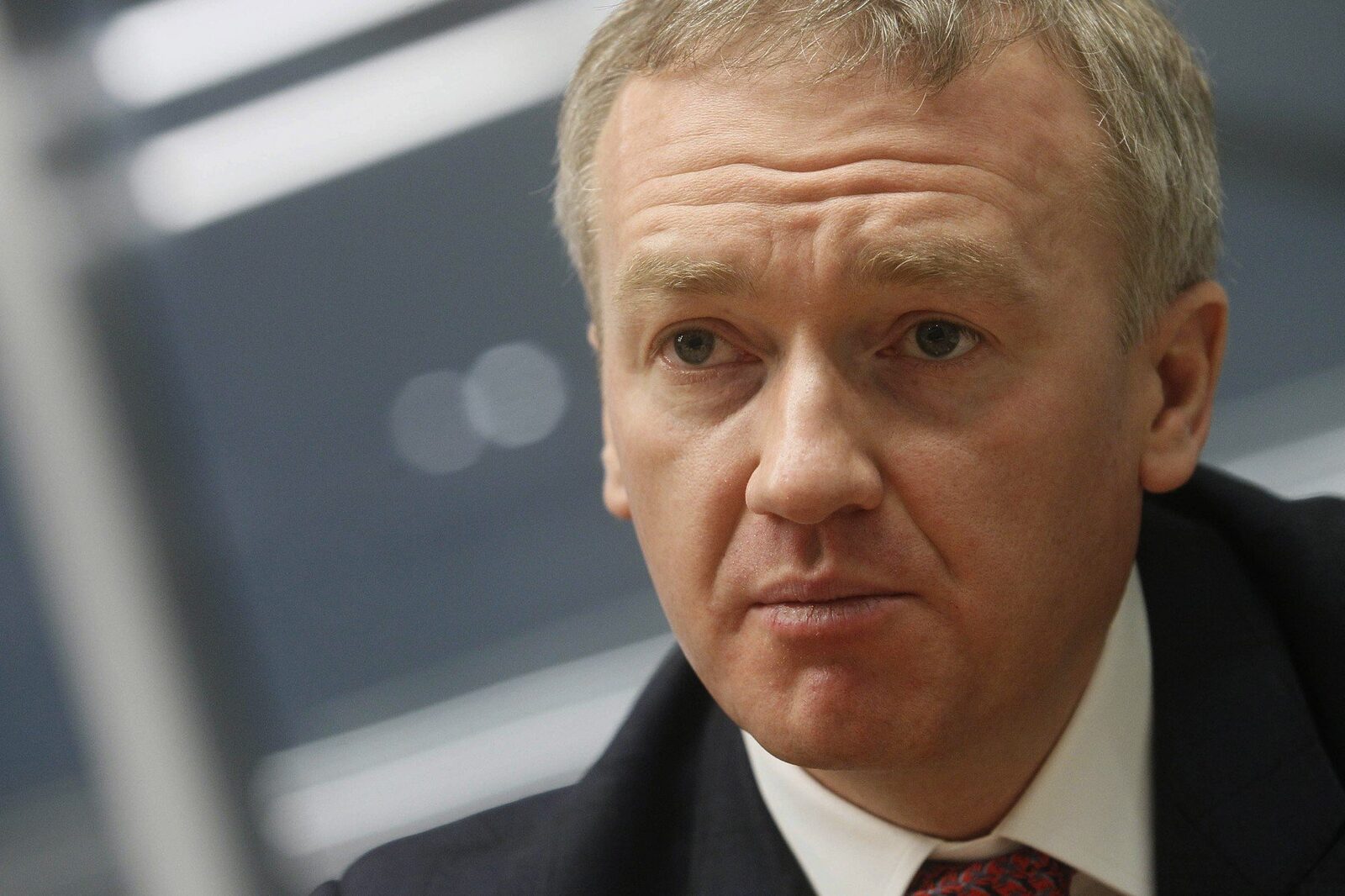 Tensiuni și mister în lumea elitelor ruse din Cipru: dispărări și evenimente șocante Un val de incertitudine și îngrijorare lovește comunitatea de elite rusă stabilită în Cipru, după dispariția brutală a unui influent om de afaceri și moartea suspectă a unui oficial diplomatic