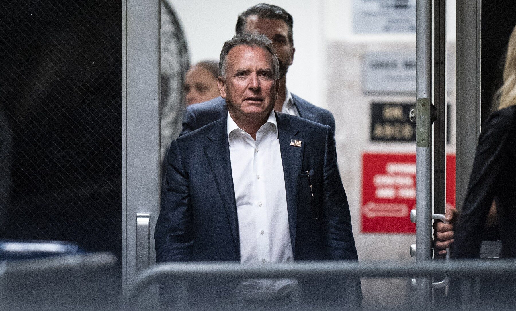 Vizită crucială la Paris a emisarilor lui Trump: întâlnire a aliatilor Ucrainei în contextul escaladării conflictului Marți, 6 ianuarie, Parisul devine scena unui eveniment de anvergură în strategia occidentală de sprijin a Ucrainei