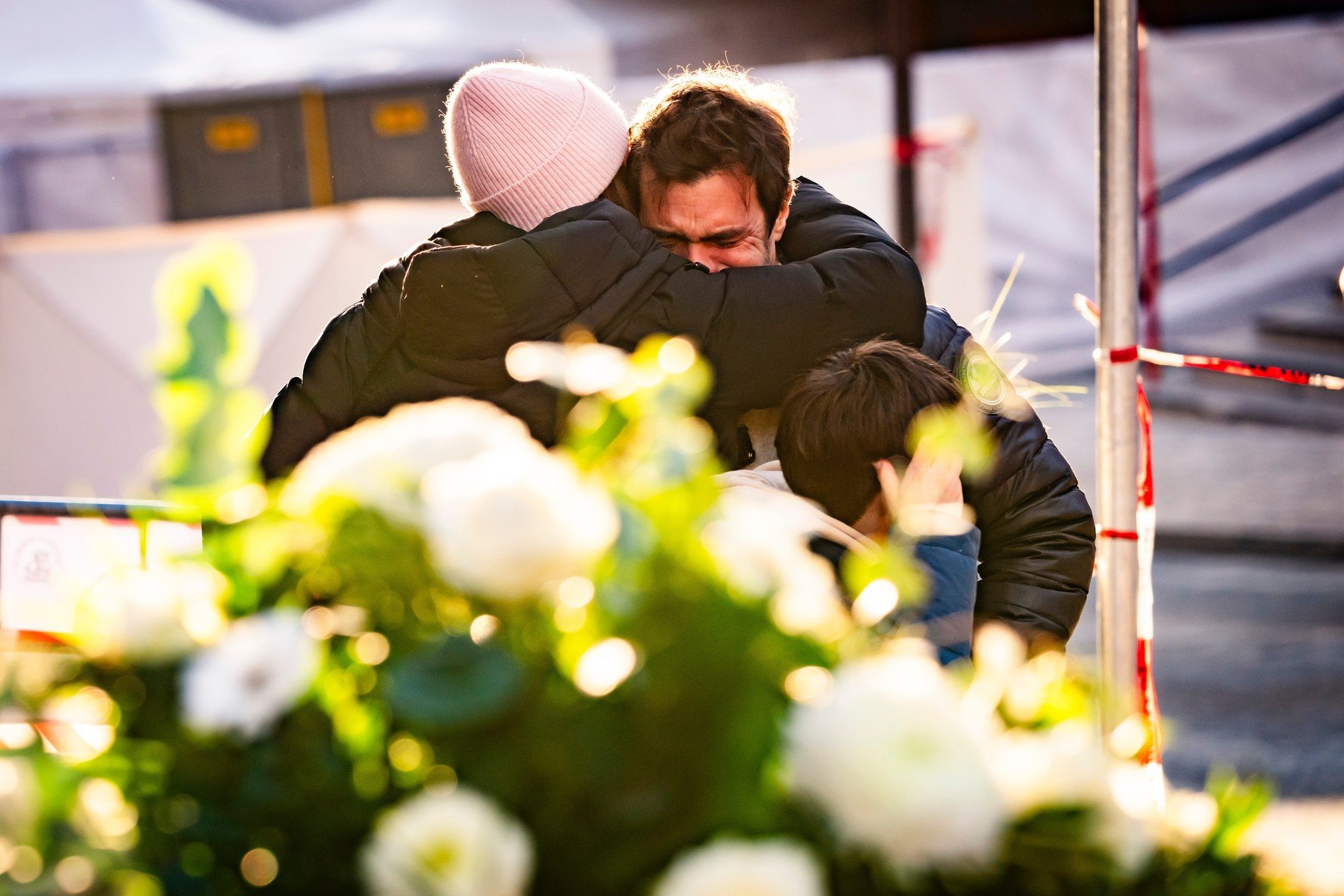 Tragedie în stațiunea elvețiană Crans-Montana: cadavrul românului dispărut după incendiu Nimic nu mai poate aduce înapoi un turist român dispărut în urmă cu câteva zile în stațiunea turistică Crans-Montana, din cantonul Valais, Elveția