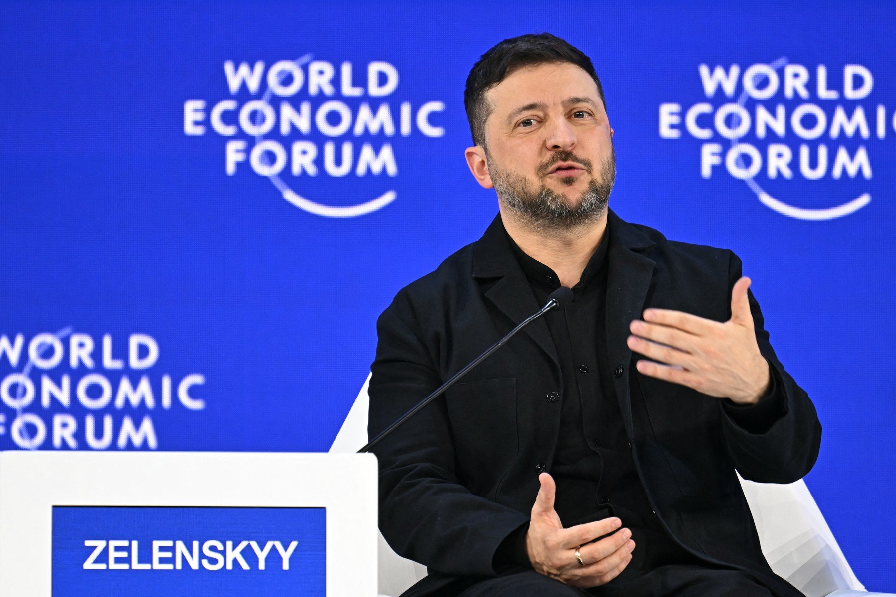 Zelenski critică dur Europa pentru lipsa de sprijin și acțiune în conflictul cu Rusia la Davos Președintele Ucrainei, Volodimir Zelenski, a adresat o critică severă Europei în cadrul Forumului Economic de la Davos, acuzând țările europene de pasivitate și de lipsă de reacție în fața agresiunii rusești