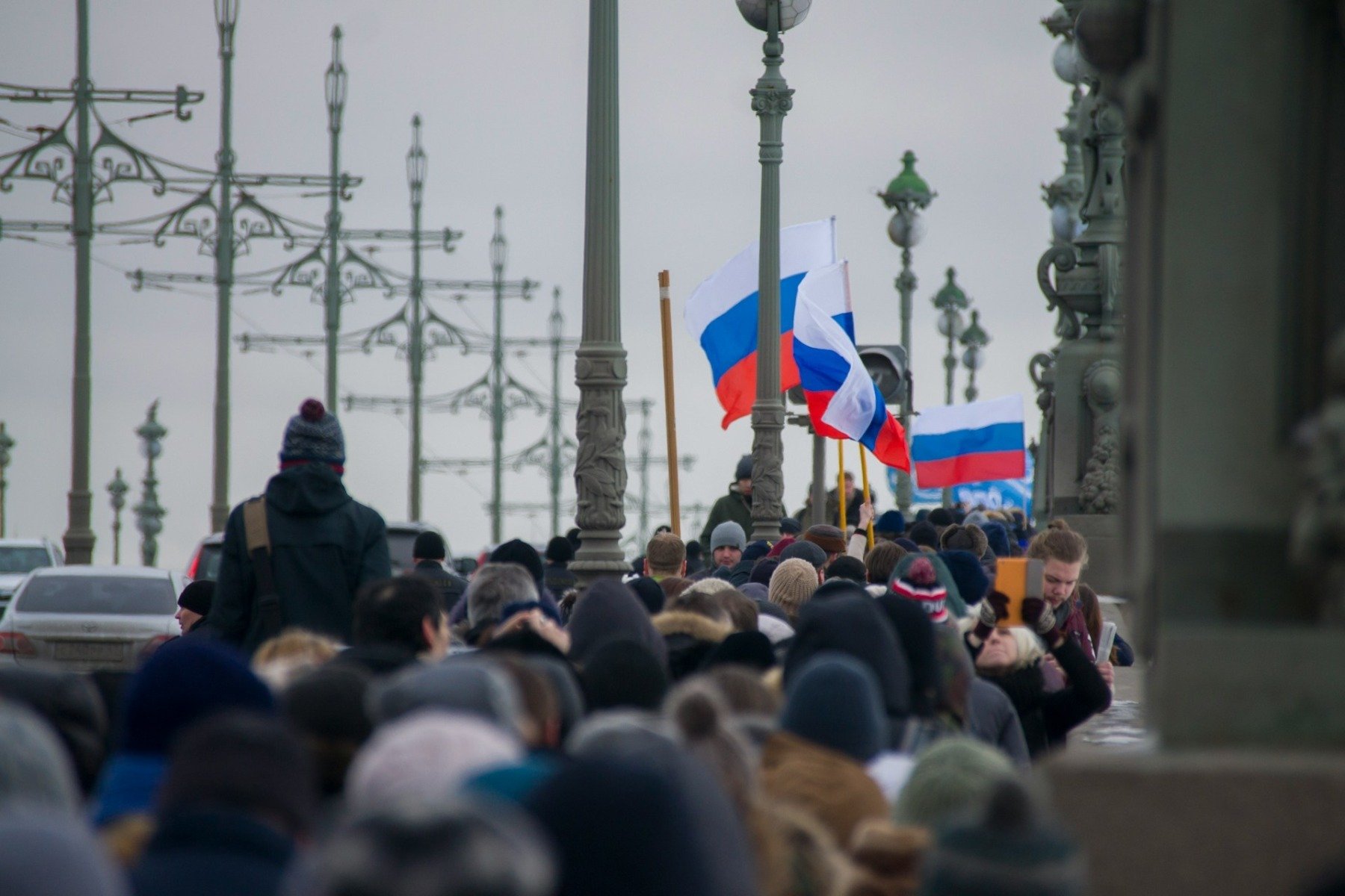 Rusia avertizează cetățenii să evite Moldova din cauza cazurilor de discriminare Ministerul rus de Externe a emis vineri o alertă de călătorie, recomandând cetățenilor ruși să evite vizitele în Republica Moldova