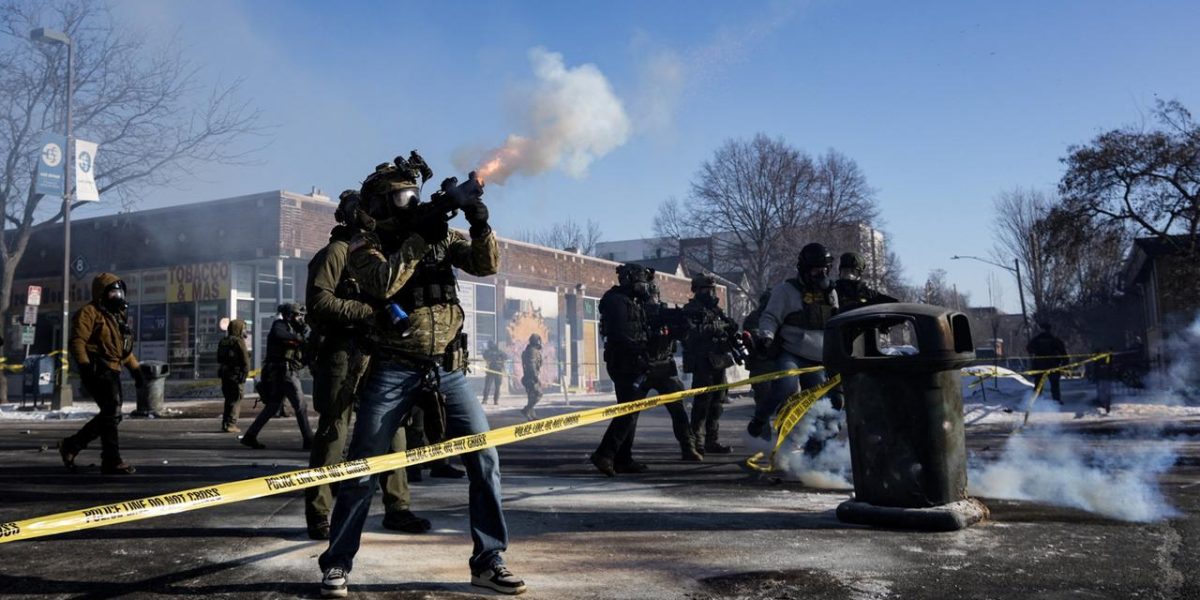 schuesse-minneapolis-100.jpg - PresaObiectiva