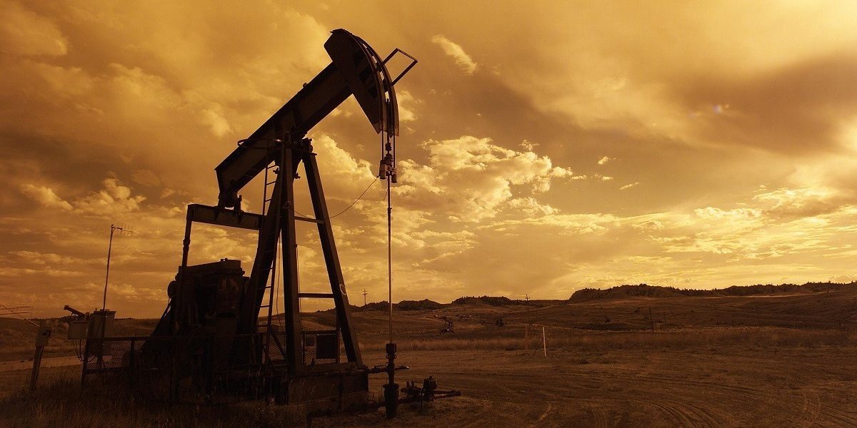 sonda-petrol-pexels-pixabay-162568-e1634196299397.jpg - PresaObiectiva