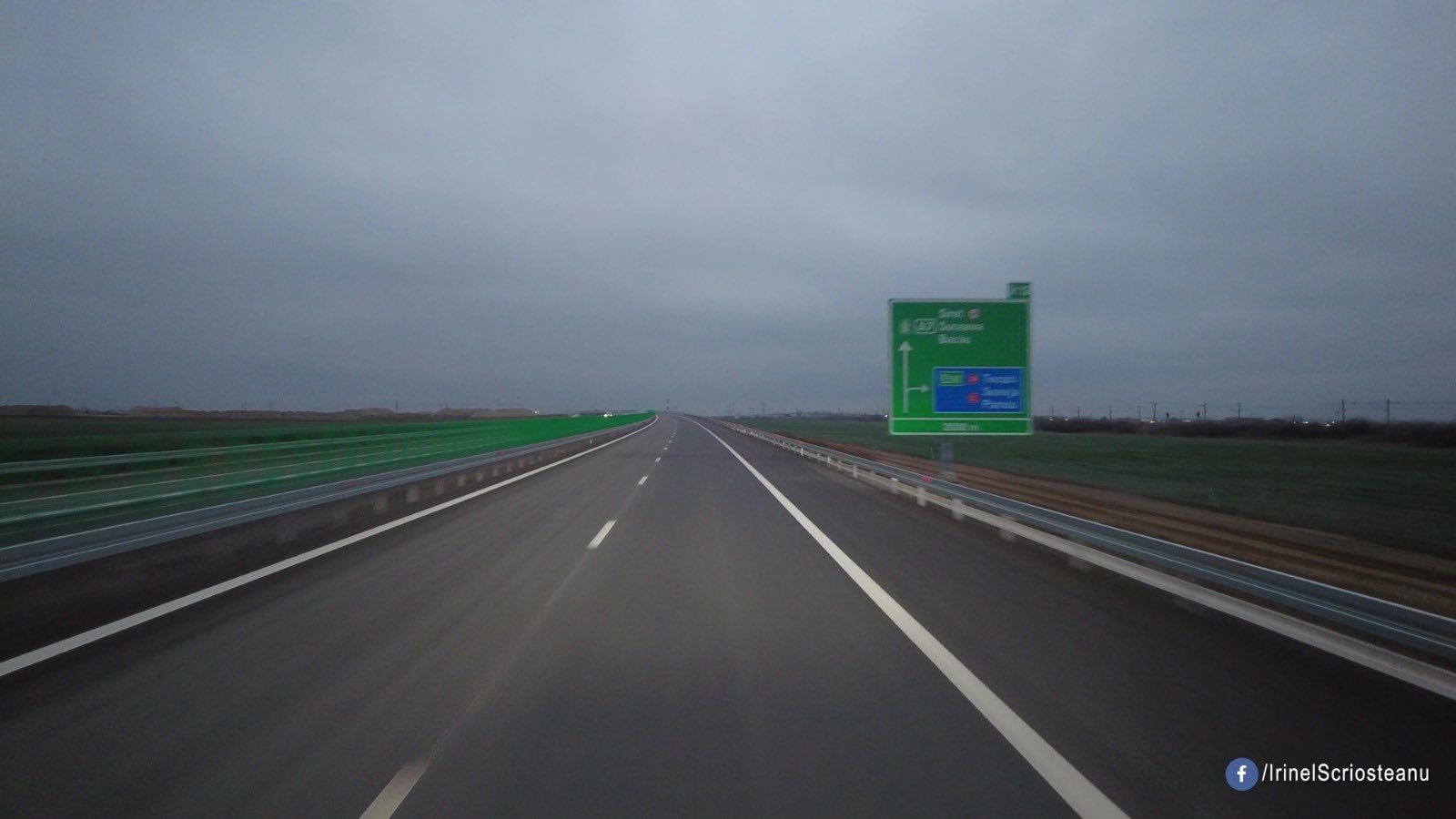 Inovații pe autostrada A7: facilități moderne pentru șoferii în tranzit spre Moldova Compania Națională de Administrare a Infrastructurii Rutiere (CNAIR) continuă modernizarea rețelei de autostrăzi din România prin proiecte inovatoare pe segmentul A7, tronsonul ce leagă Bucureștiul de Moldova