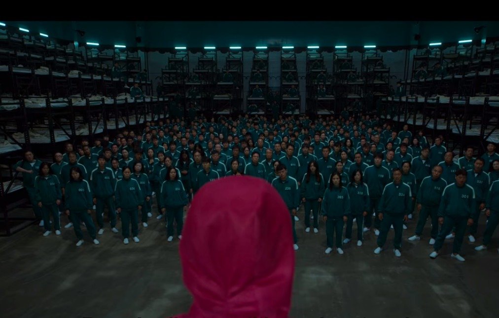 Hwang Dong-hyuk, creatorul fenomenului global „Squid Game”, revine pe scena televiziunii sud-coreene cu un nou proiect, dupa succesul răsunător al serialului care a cucerit publicul internațional