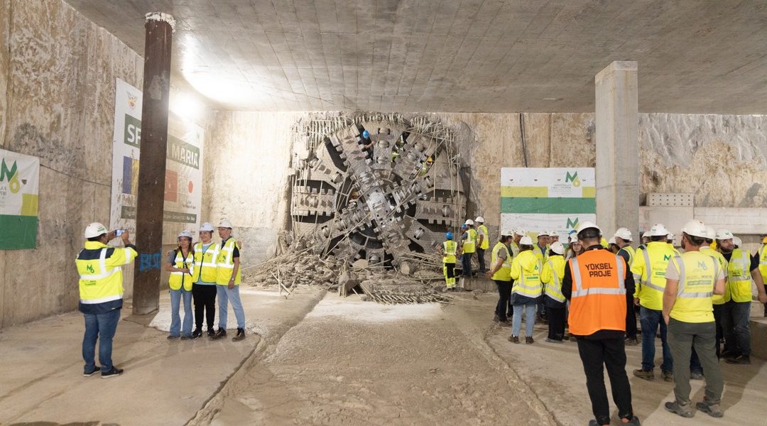 tunelmagistrala6.jpg - PresaObiectiva