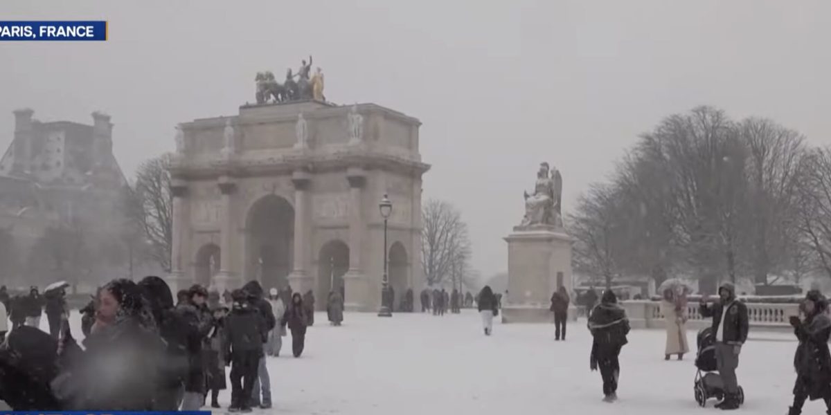 zapada-paris-iarna-Franta-scaled.jpg - PresaObiectiva