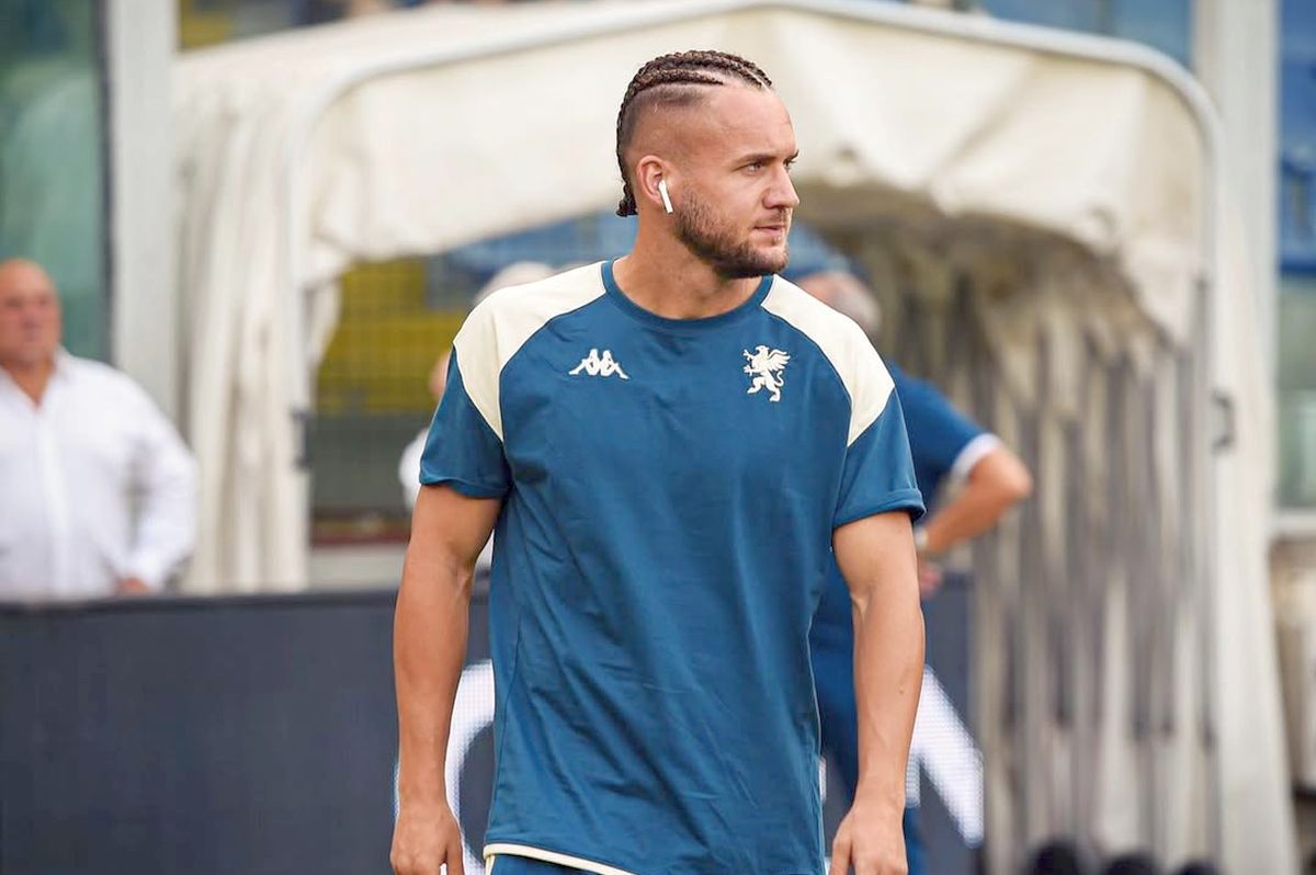 George Pușcaș, aproape de Dinamo: Negocieri avansate pentru întărirea atacului George Pușcaș, atacantul român în vârstă de 29 de ani, este în discuții avansate cu Dinamo București, devenind astfel o opțiune viabilă pentru alb-roșii în căutarea unui vârf de atac