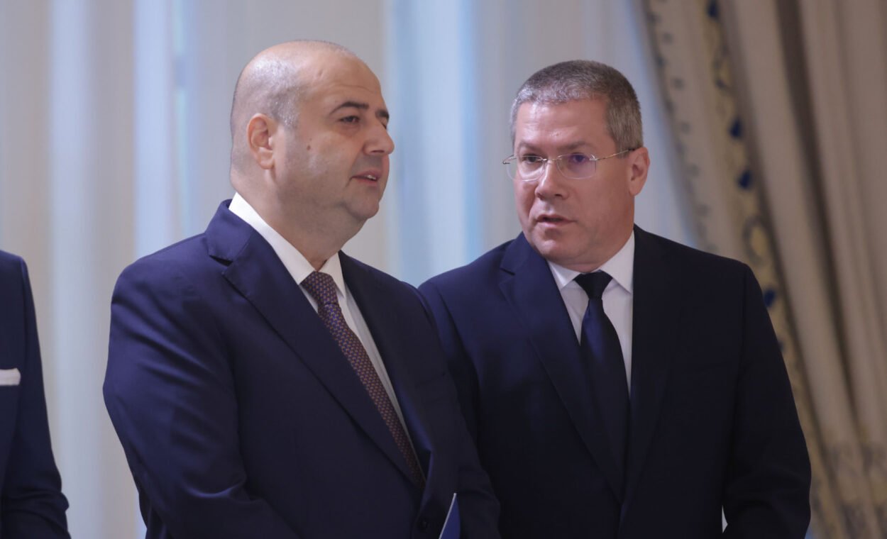 Curtea de Apel București vizează suspendarea lui Dacian Dregoș din CCR, procesul pentru Mihai Busuioc având termen pe 20 martie