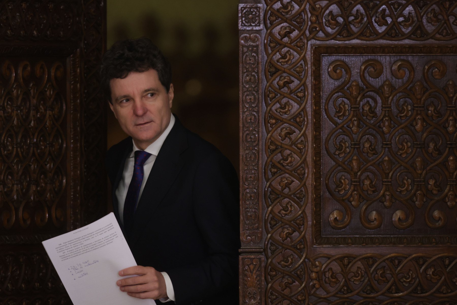 Nicușor Dan va pleca miercuri spre Washington, în ciuda condițiilor meteo dificile din Capitala României Primarul Bucureștiului, Nicușor Dan, va pleca miercuri spre Washington, într-o vizită programată de mult timp, dar complicată de condițiile meteo extreme din capitala României