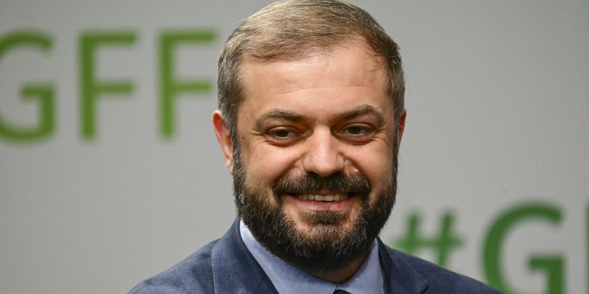 423880.jpg - PresaObiectiva