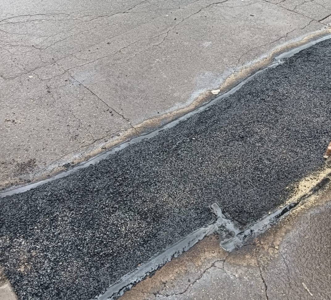 Primăria Sectorului 6 a început să implementeze o metodă inovatoare de reparație rutieră, bazată pe tehnologia radiațiilor infraroșii, în încercarea de a contracara problema persistentă a infrastructurii rutiere afectate de ciclicul de îngheț- dezgheț