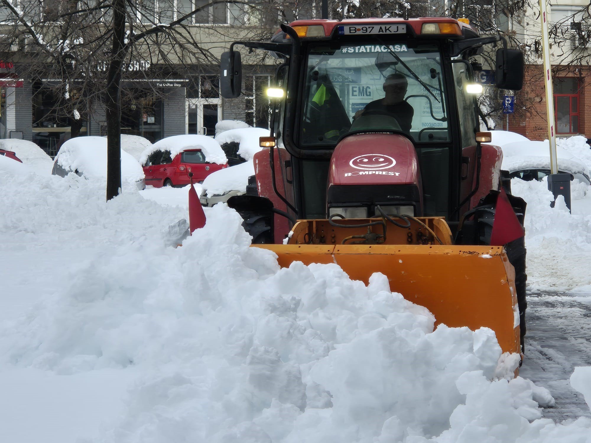 Conflictul dintre Primăria Sectorului 1 și operatorul de salubrizare Romprest escaladează din nou, într-un peisaj deja tensionat de ani de dispută și controverse legale