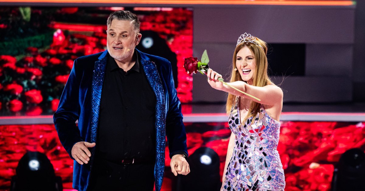 A Nagy Duett revine cu noi jurați și surprize internaționale Aoptaxa ediție a emisiunii „A Nagy Duett” a debutat cu o nouă echipă de jurați, compusă din Stohl András, Lékai-Kiss Ramóna, Horváth Tamás și Kasza Tibi